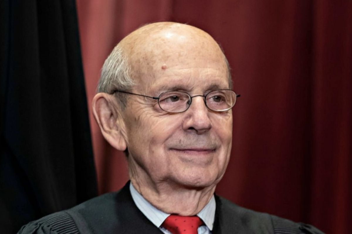 High Court Justice Stephen Breyer To Venture Down