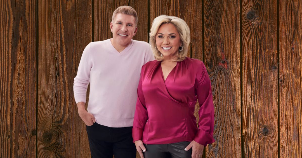 Todd and Julie Chrisley Report to Prison 