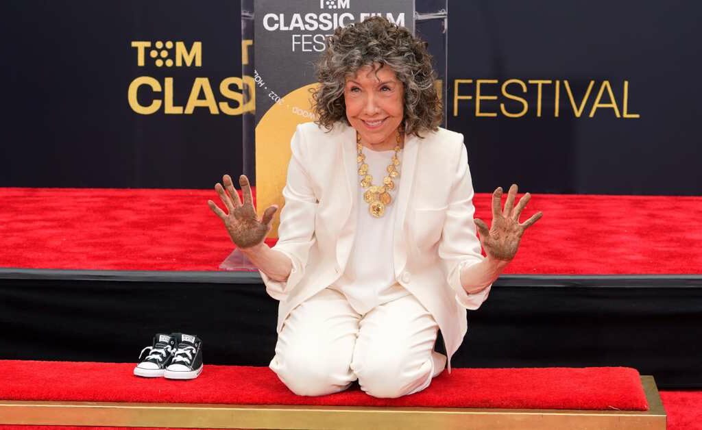 Lily Tomlin Net Worth How Much Is Her Worth?