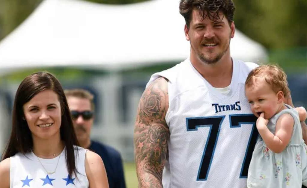 taylor lewan wife